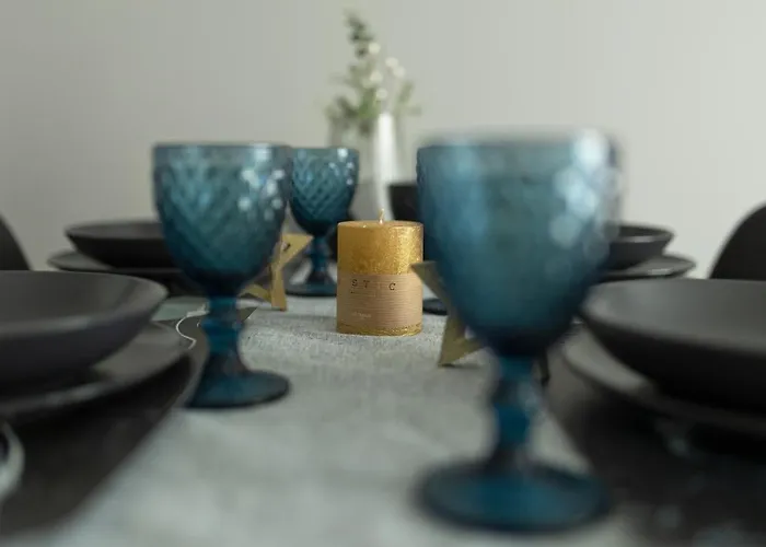 Z Kominkiem Lägenhet